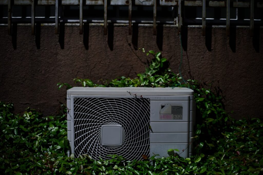 How to Fix Dirty Condenser Coil the Right Way